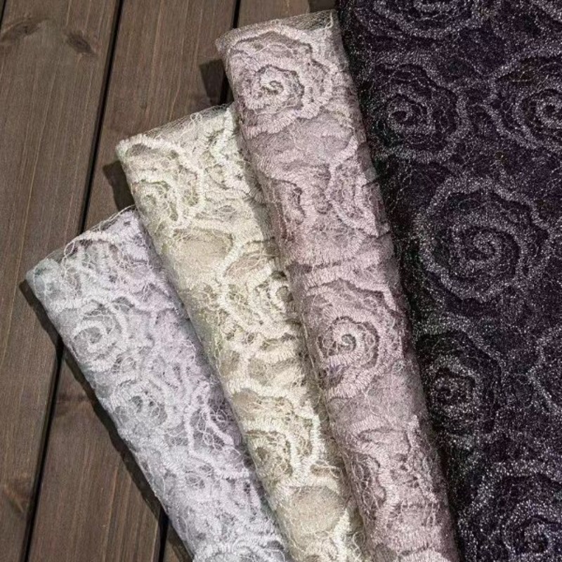 Haftowana tiulowa koronka z ok – Lace Dress recenzja i cena